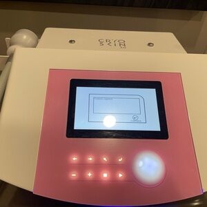 3.0 Pink Skincare Tool